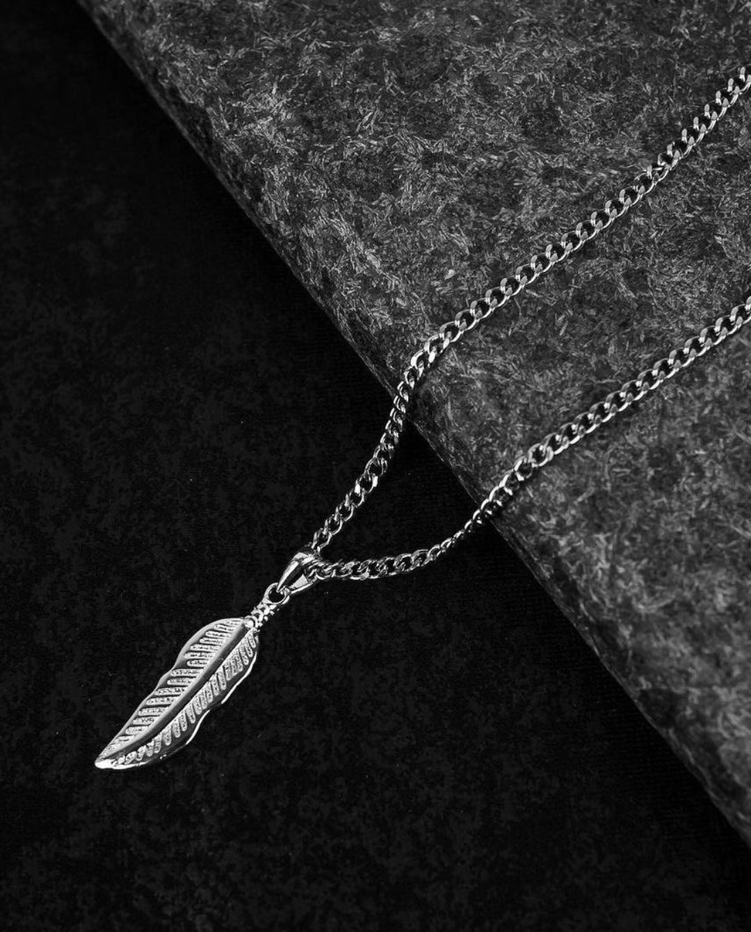 THE FEATHER 2.0 PENDANT