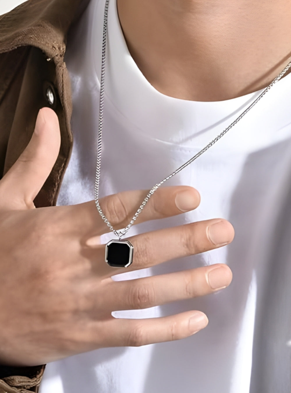 Noir Edge Onyx Pendant – BALSKY