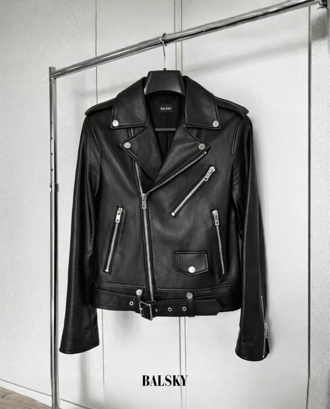 BIKER'S LEATHER JACKET